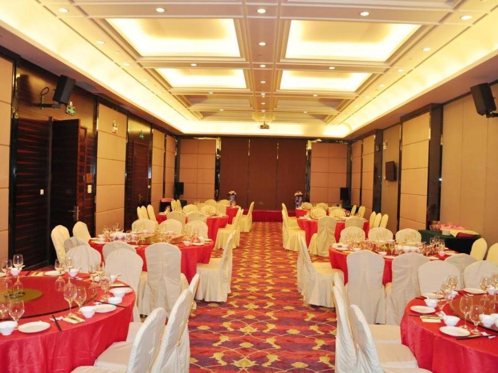 Royal Duke Cherrabah Hotel Zhongshan Zhongshan  Exterior foto